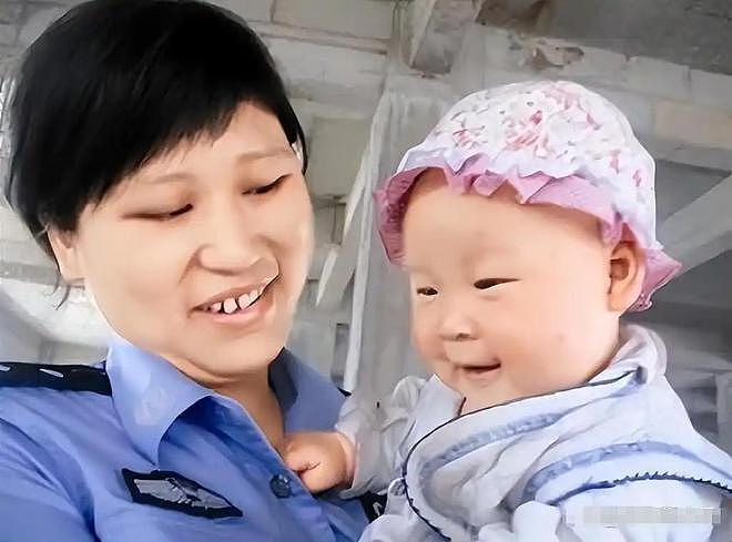 17年前，汶川女警揭衣露乳哺育9婴，归来连升四级，最后结局泪目（组图） - 18