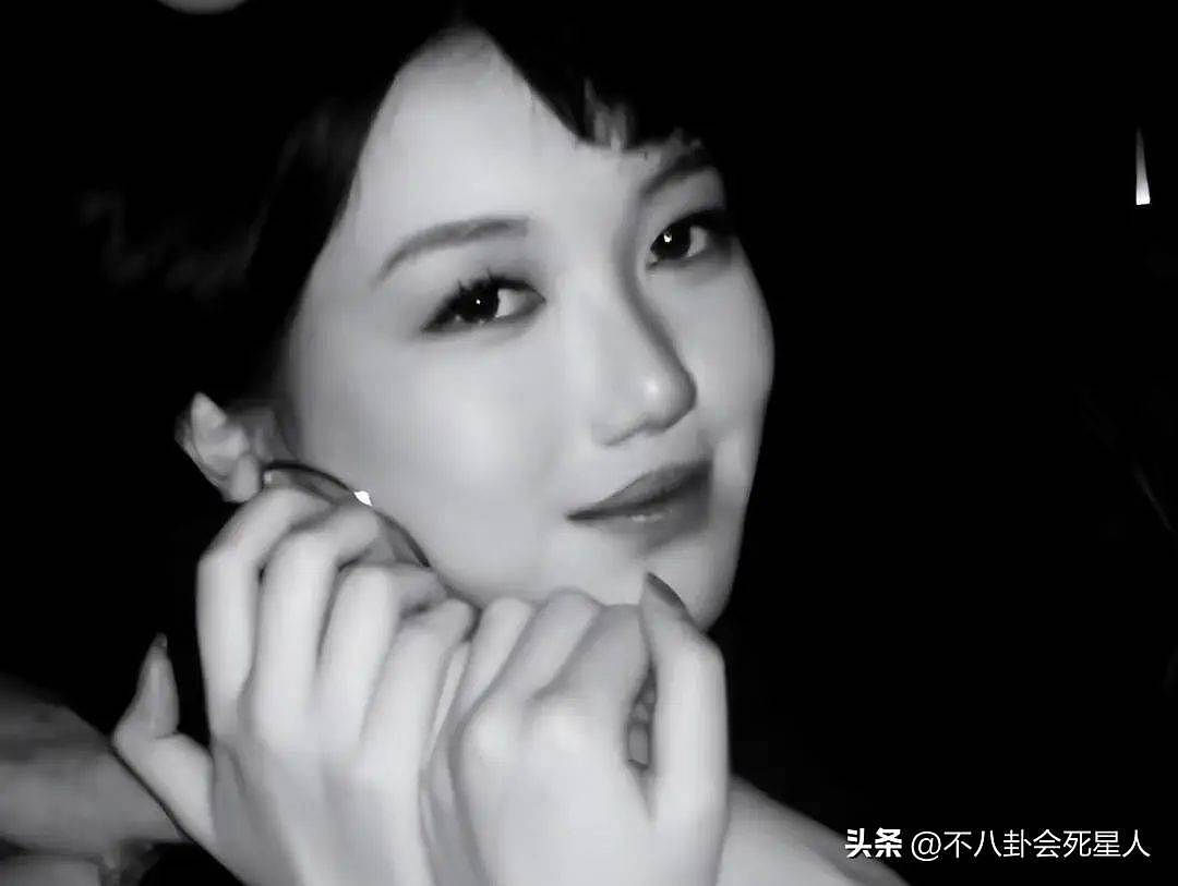 19岁李嫣素颜曝光很惊艳，身高近1米7身材火辣，气质十足名媛千金（组图） - 2