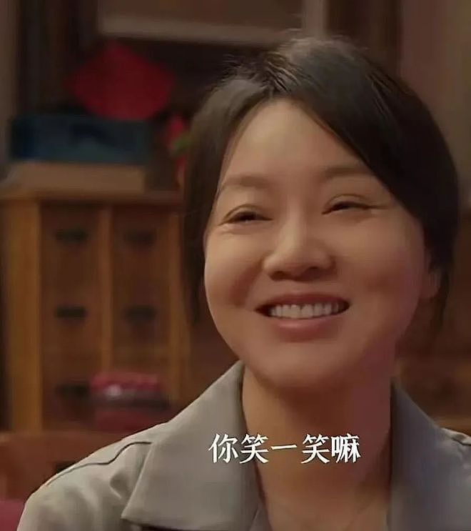 倪萍近照认不出！下巴又长又尖，曾否认整容（组图） - 12