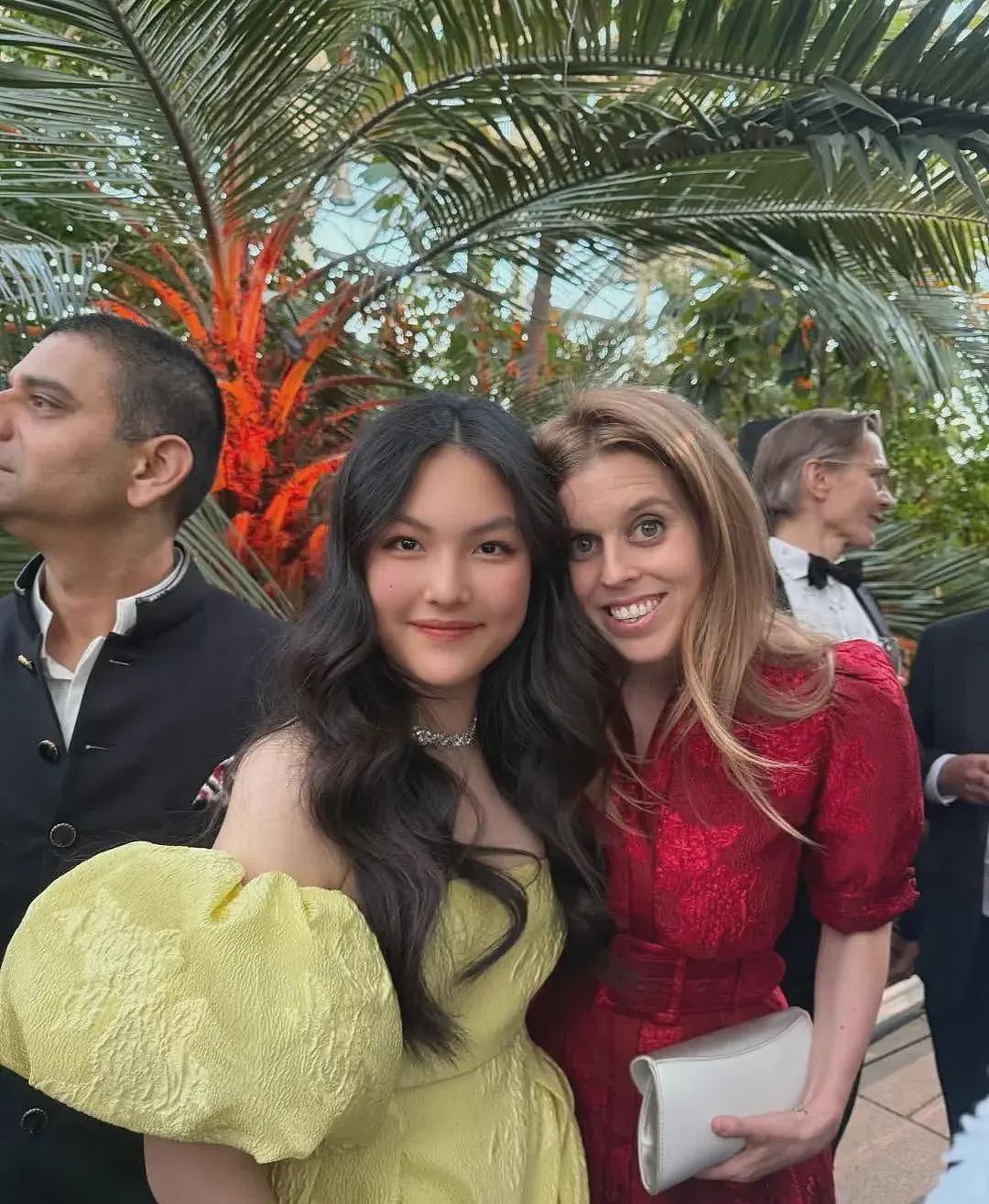 李湘母女和英王室成员同框！李湘身穿亮片礼服像贵妇，大赞卡米拉王后（组图） - 19