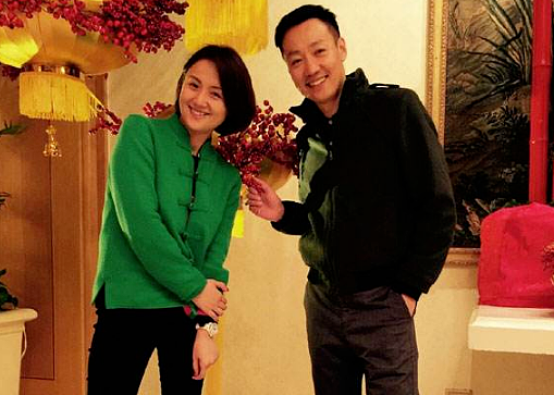 【情感】辛柏青新片杀疯了!娶了“国民媳妇”幸福恩爱,为了女儿弃演《潜伏》不后悔(组图) - 19