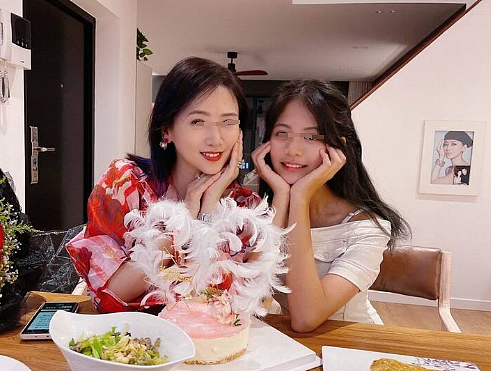 他俩早分居了！二婚二离陷入恐婚，离开3年陪女儿定居国外（组图） - 5