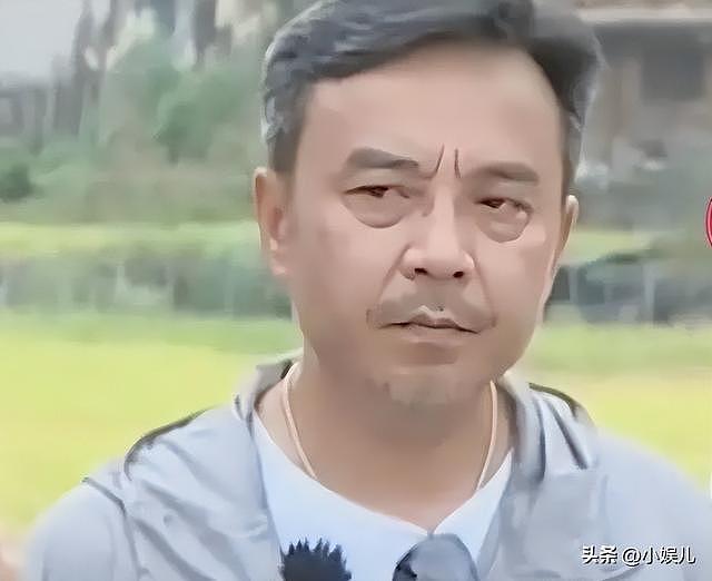 相由心生!51岁汪涵口嚼槟榔现身长沙,他的“塌房”完全咎由自取(组图) - 3