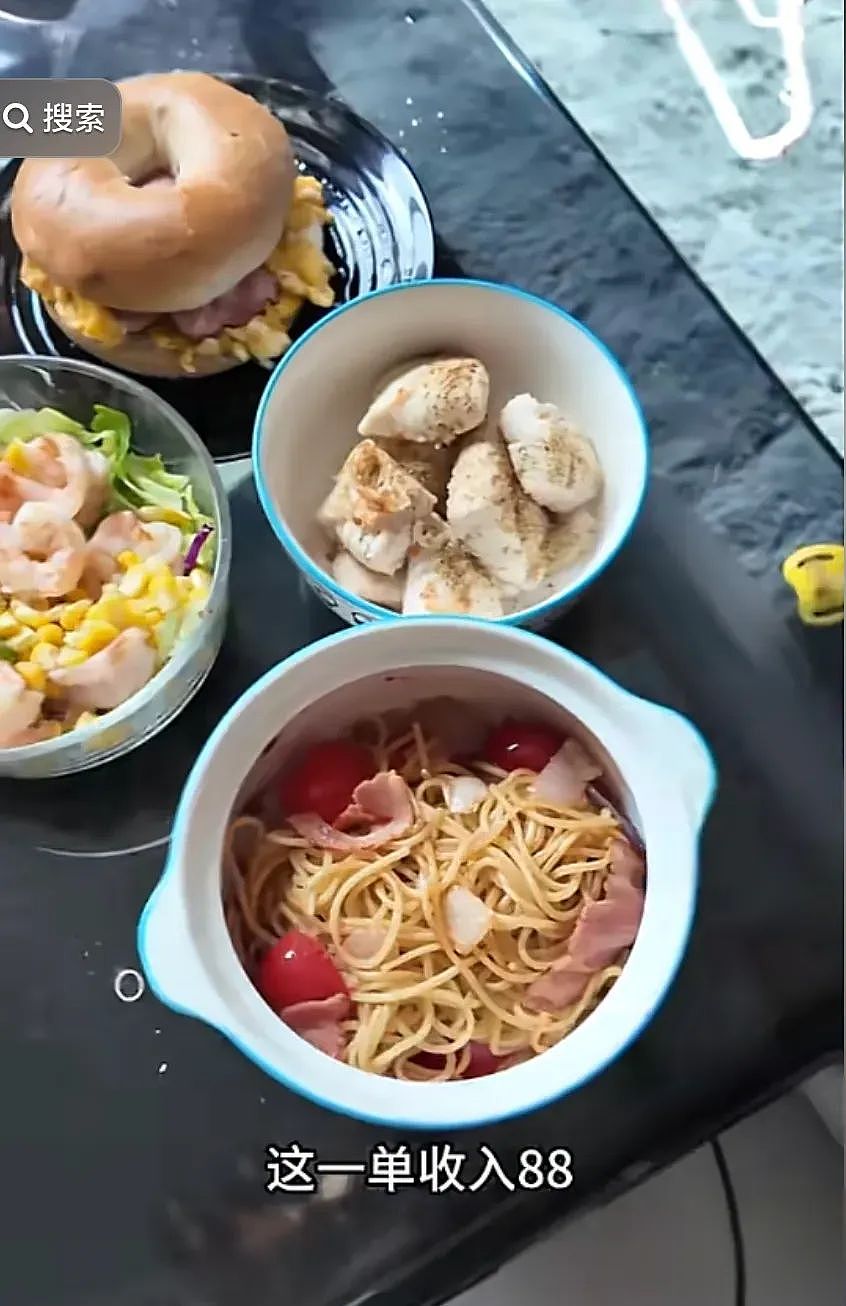 全网疯传!杭州2万一月的「厨娘」日程表,看过的网友都吵翻了(组图) - 4