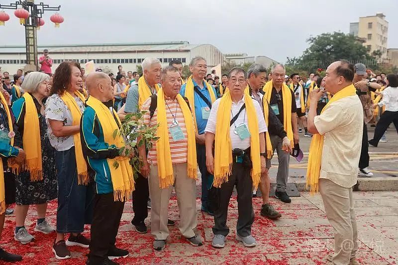 “根本不像中国人！” 新西兰第6代华人回乡祭祖，跨越156年的相聚（组图） - 10
