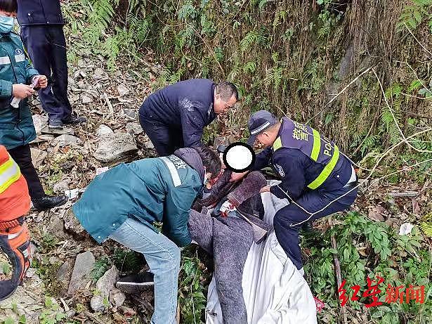 一家四口自驾，车辆被山体落石砸中，36岁父亲当场遇难，当地政府已成立工作专班（组图） - 4