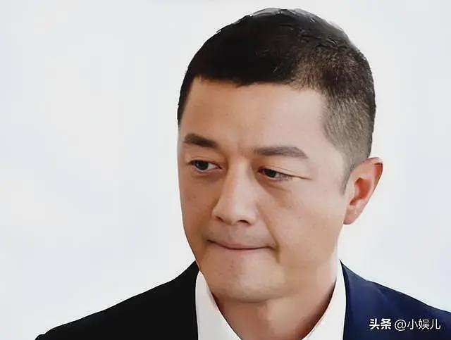 李亚鹏惨出新高度!一家人从大平层搬到水泥房,娇妻卖惨嚎啕大哭(组图) - 7