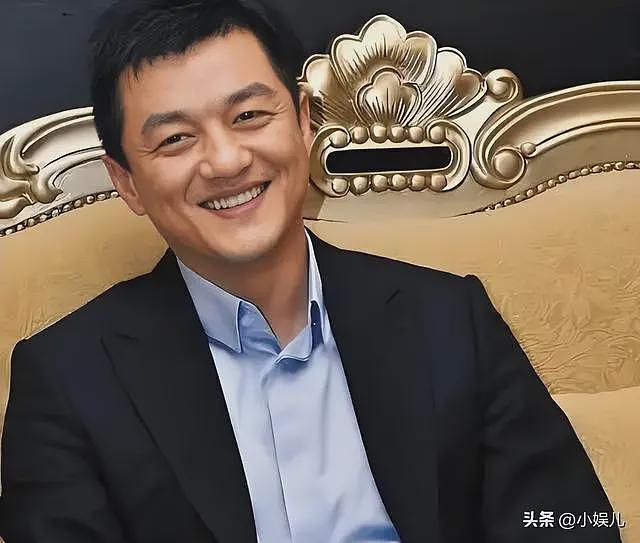李亚鹏惨出新高度!一家人从大平层搬到水泥房,娇妻卖惨嚎啕大哭(组图) - 12