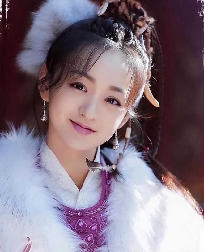 曾坦言口水过敏拒拍吻戏,《折腰》她吻戏引热议,38岁像20岁年轻(组图) - 11