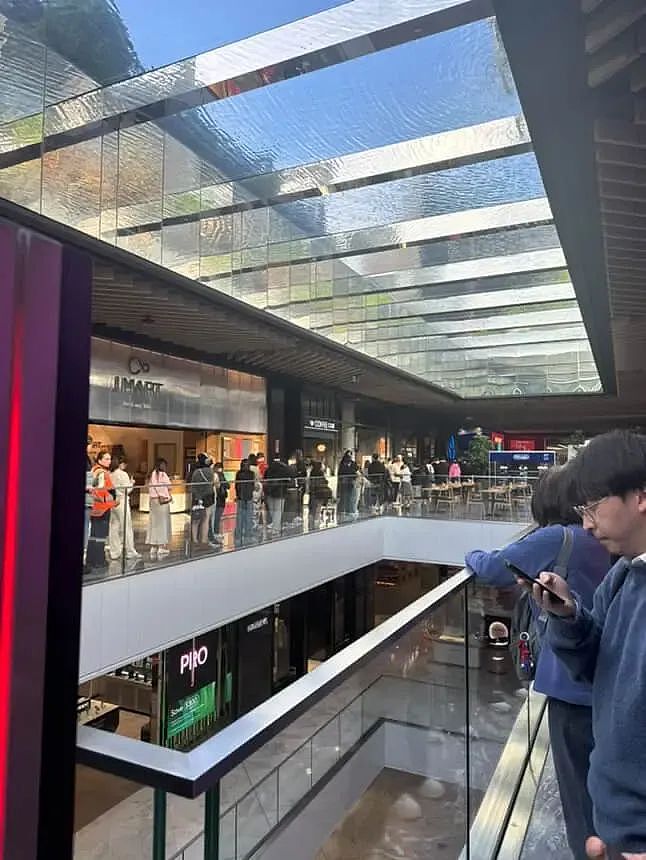奥克兰人凌晨排队疯抢，丑萌风暴来袭；最惹争议停车场巨头！ACC年入400万，减税难挡税负涨，新西兰人今年多缴近5%税（组图） - 4