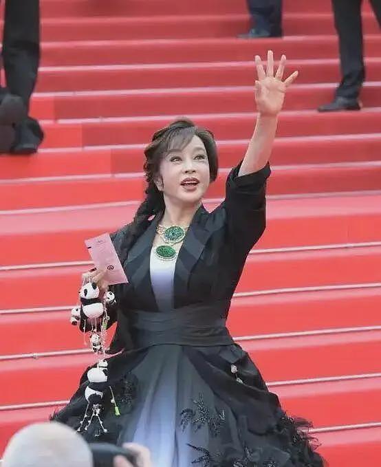 刘晓庆被举报偷漏税后续：本人回应，前男友古柯连线举报者曝更多（组图） - 6