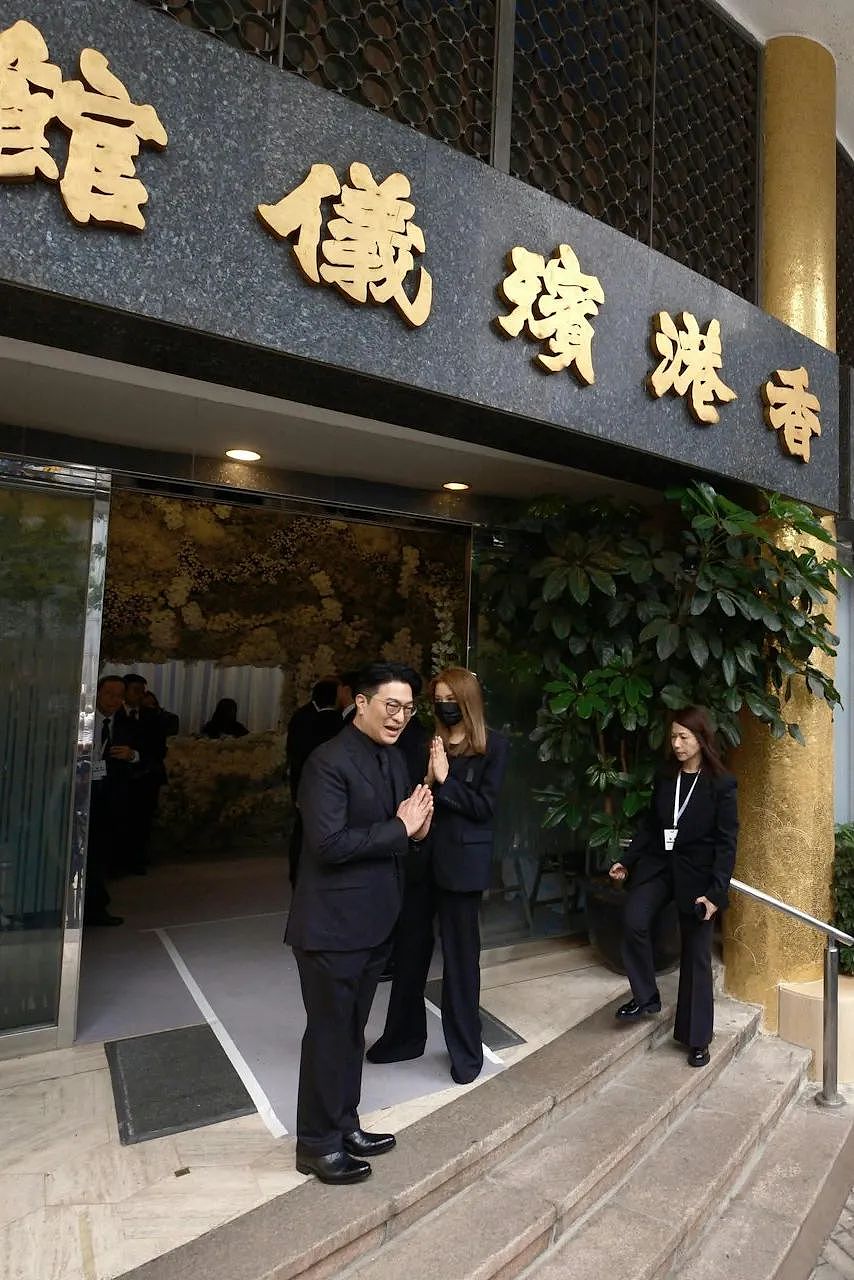 千亿儿媳徐子淇，送别首富公公！豪门19年风光背后有辛酸…（组图） - 8