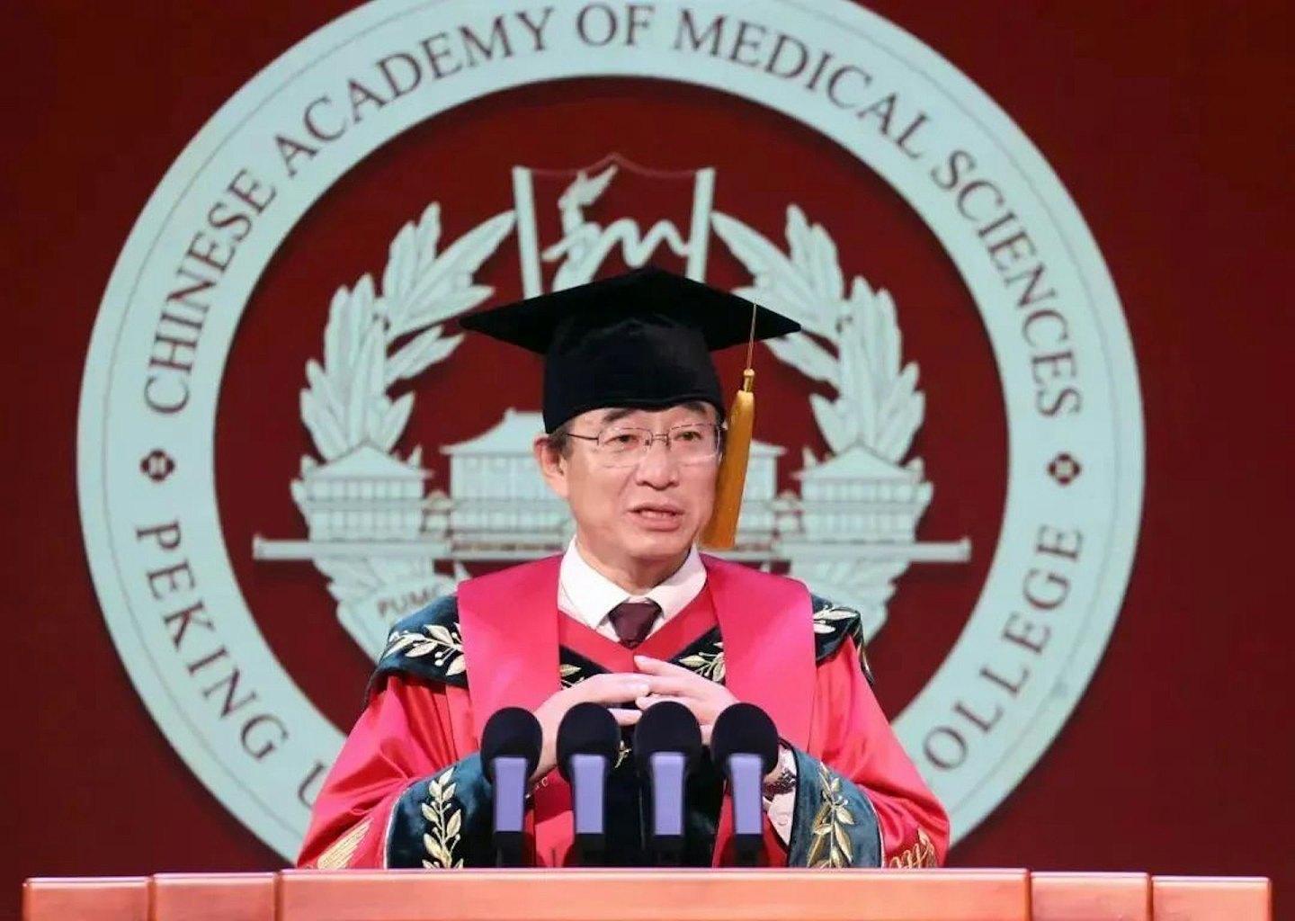 出轨医生和特权情妇:协和董小姐和“4+4”制度,为何让内地网民愤怒(组图) - 4