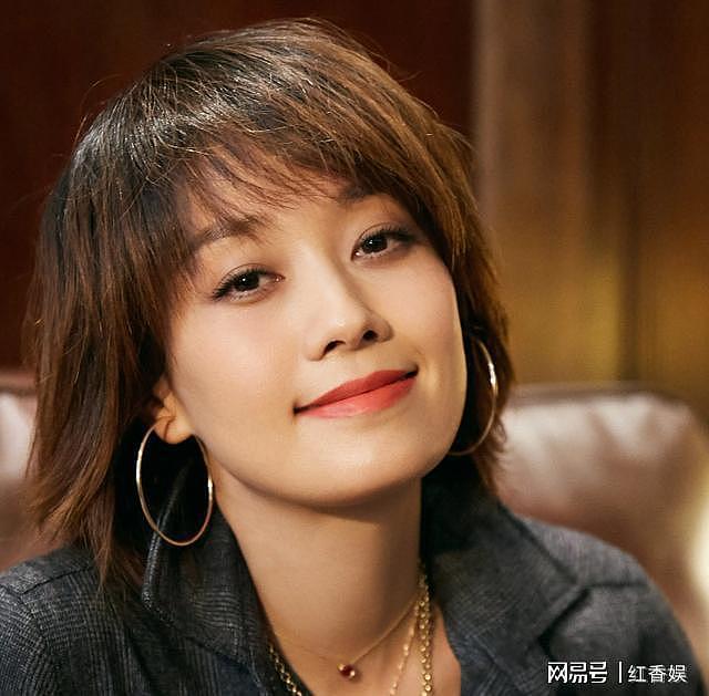 出轨门11年后,再看马伊琍现状,她已经靠“心机”走上另一条大道(组图) - 4