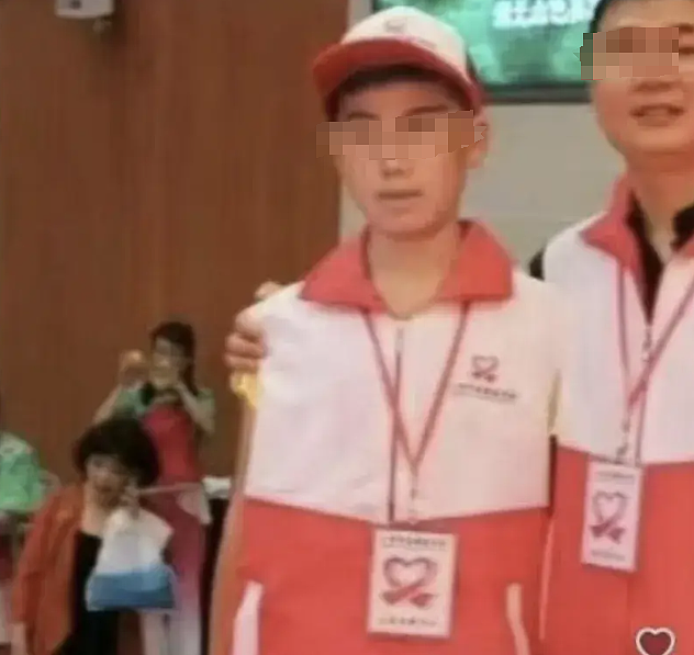 女生主动发私密照想“上位”，发生关系反告强奸！男生被判6年“性同意”还能撤回？！（组图） - 1