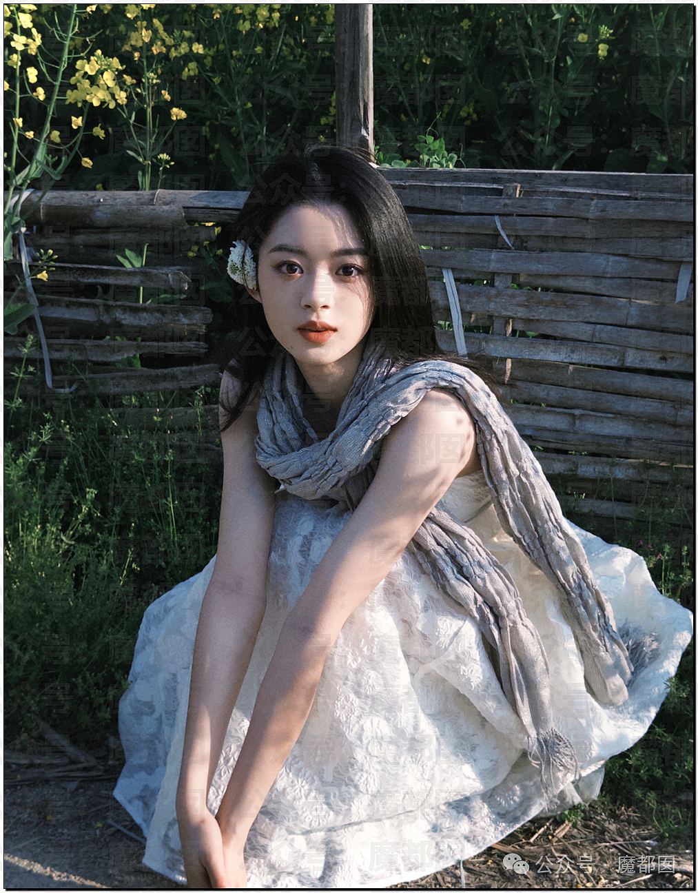 巨瓜！绝美小花黄杨钿甜佩戴价值百万耳环，公务员父亲被质疑涉贪，多方回应（视频/组图） - 5