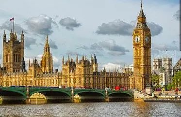 中国留学生伦敦被偷,狂追几分钟将小偷擒拿!英媒:伦敦贼你们完了…(组图) - 12