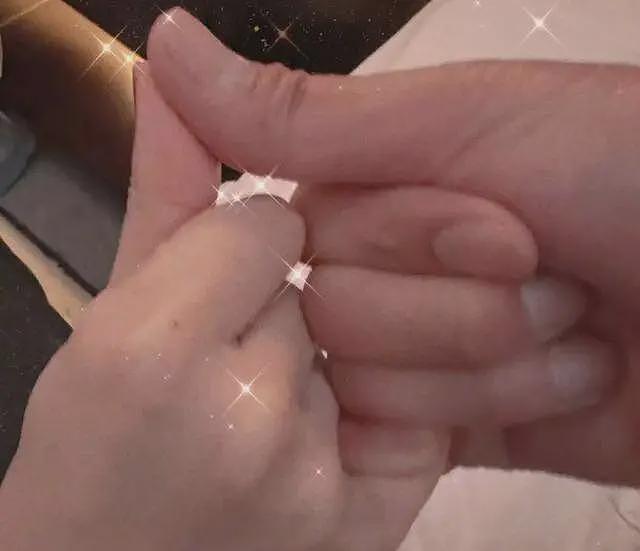 恋爱脑还是喝大了？俞灏明凌晨4点官宣结婚，文案疑似内涵杨幂（组图） - 10