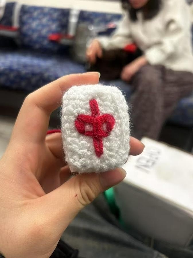 中国男生亲历“留学断供”！为生活当外卖员，累到没时间难过（组图） - 4
