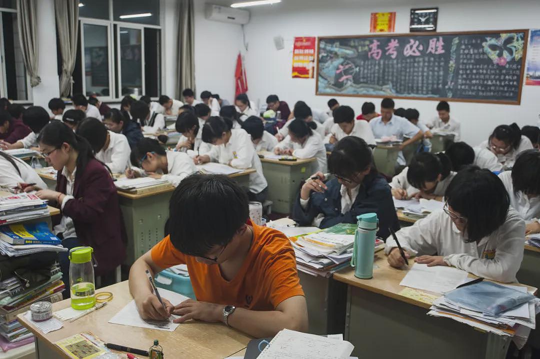 “4+4”没那么坏，但被“董小姐”搞砸了（组图） - 4