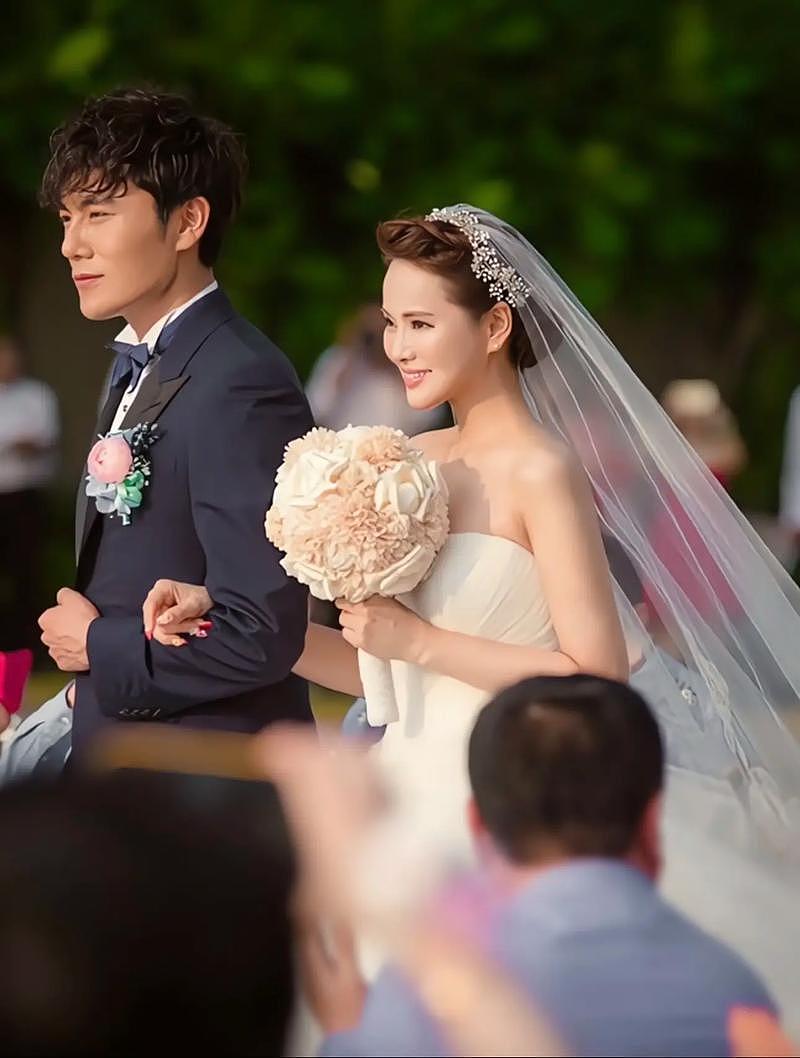 窦骁再传婚变？贵圈女强男弱婚姻的N种结局：逆袭的大有人在（组图） - 41