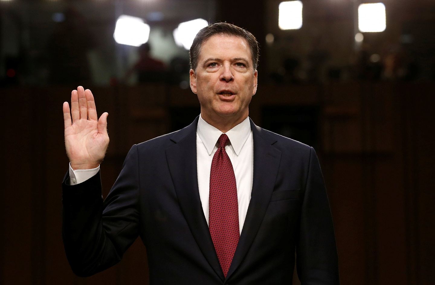 “8647”暗吁刺杀总统？FBI前局长遭调查，特朗普咬定其有行刺意图（组图） - 2