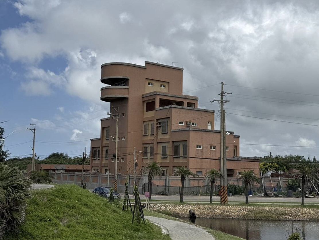 云南父子搭橡皮艇偷渡台湾,桃园登岸报警称要“投奔自由”(组图) - 2