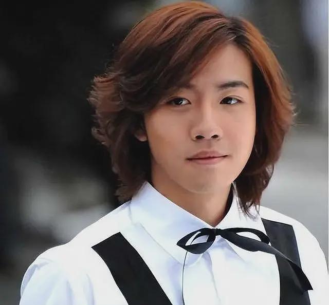 俞灏明：23岁毁容被女友抛弃，如今靠3克拉钻戒拿下胡歌前女友（组图） - 26