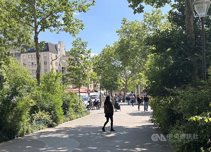 法国再破中国人口贩运案，上百名负债女子被迫从事性交易（图） - 1