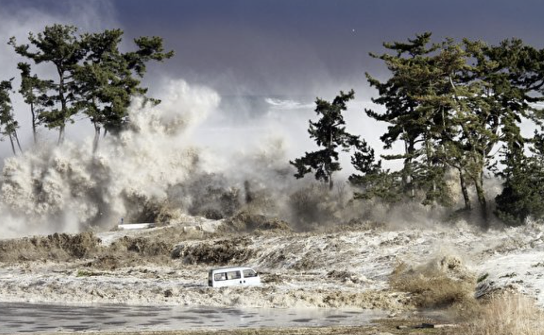 西海岸“死亡断层“异常3连震,7.8级毁灭性地震临界点已到?游客集体逃难,紧急减航(组图) - 11