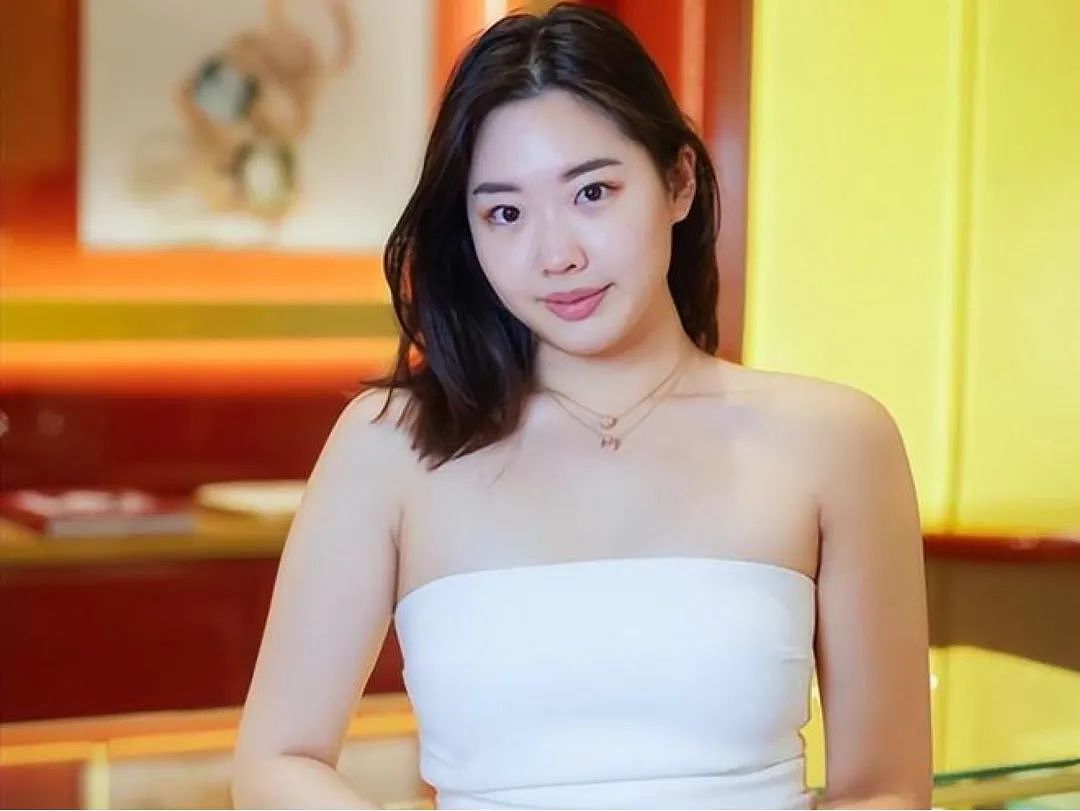 富家千金早已出嫁!摆脱联姻下嫁普男,无人继承差点富不过三代?婚礼超低调只请15人?(组图) - 6