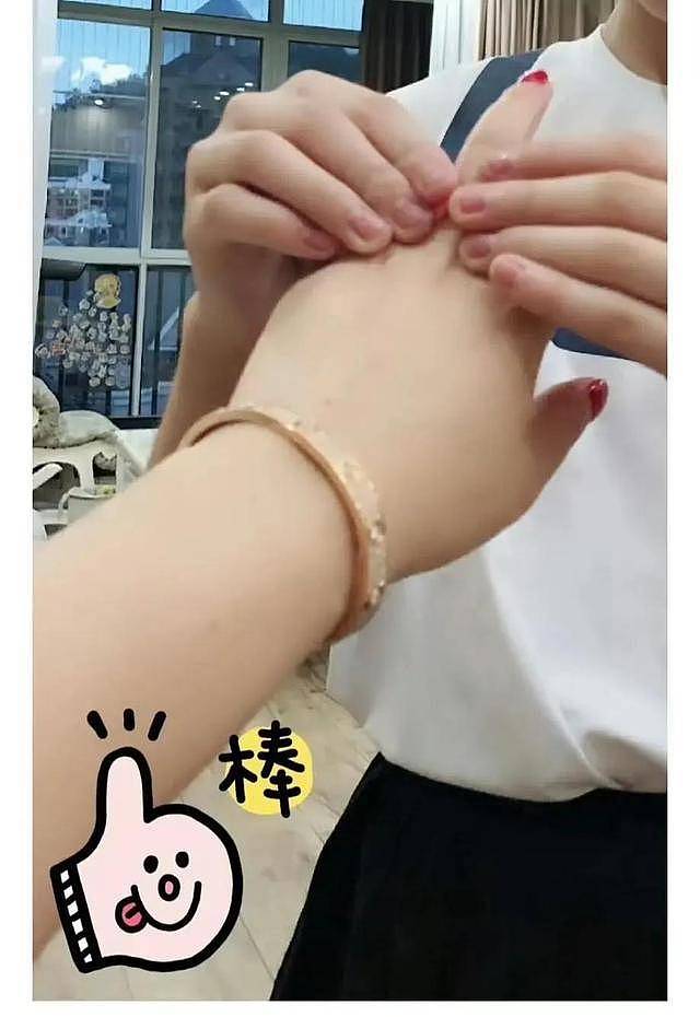230万耳环45万手镯过亿豪宅,网吁彻查18岁女星(组图) - 9