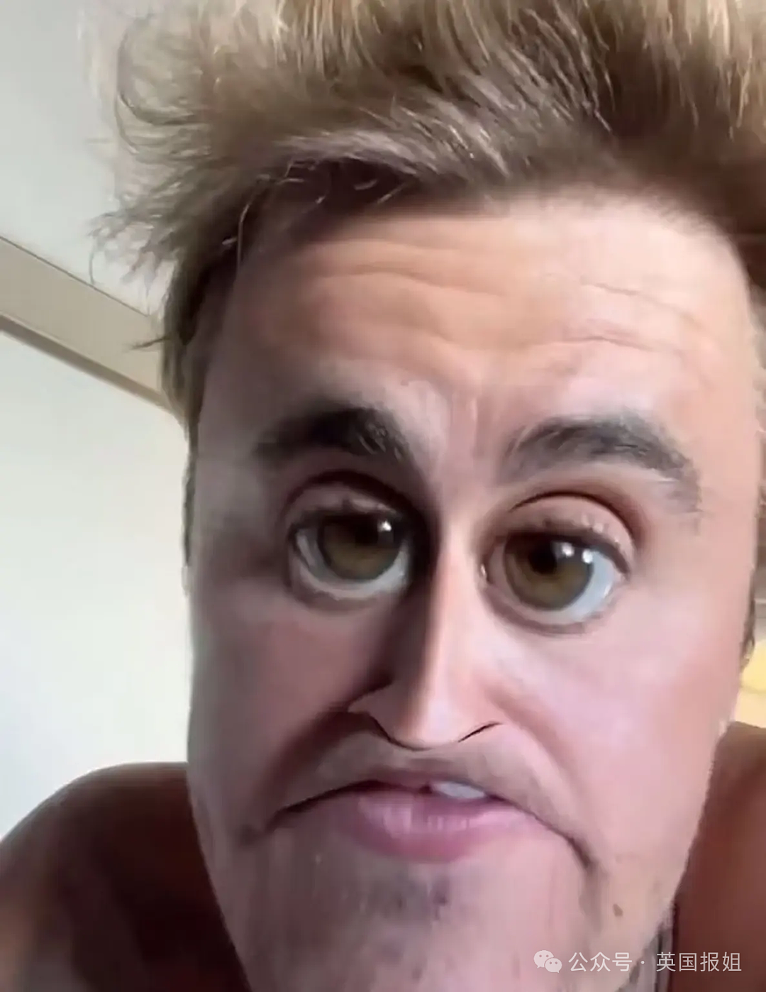 比伯首次回应遭顶流大佬虐待丑闻!发数条诡异自拍婚姻状态堪忧,媒体还曝他欠上亿巨款濒临破产?(组图) - 17