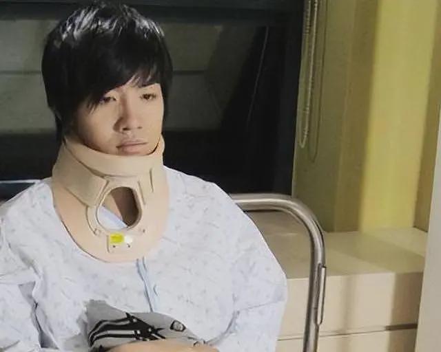 俞灏明：23岁毁容被女友抛弃，如今靠3克拉钻戒拿下胡歌前女友（组图） - 34