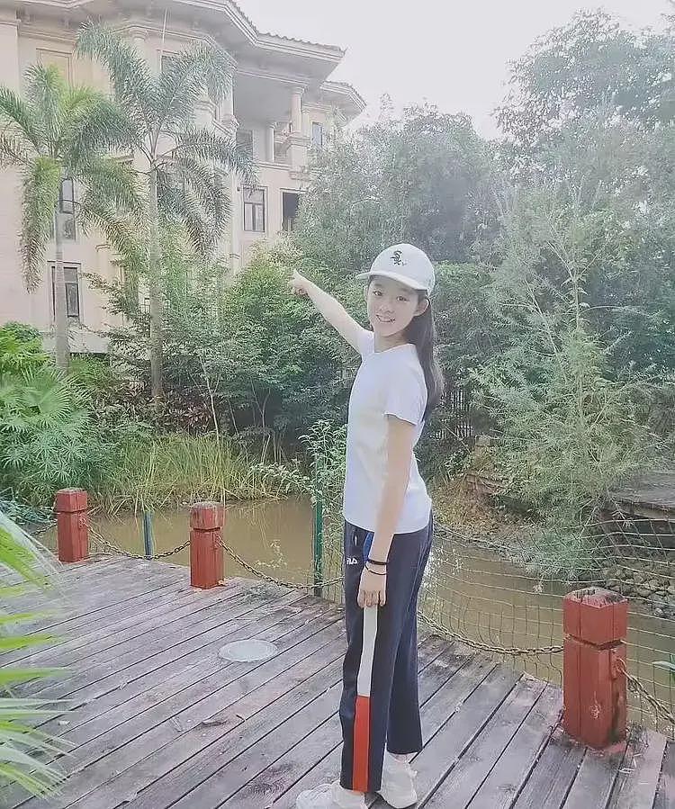 天价耳环事件全网持续发酵中!黄杨钿甜全家要跑路了?(组图) - 1