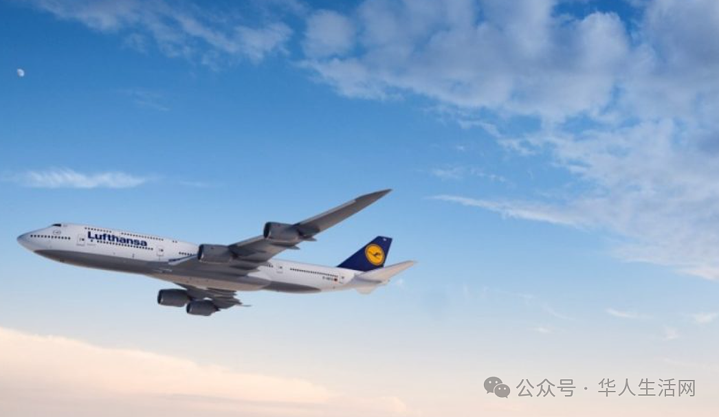 高空惊魂！载205人客机副驾驶突然昏迷，机长被困舱外（组图） - 1