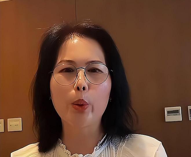 大S两个孩子不参加汪小菲婚礼原因曝光:保姆杨阿姨故意带离北京(组图) - 4