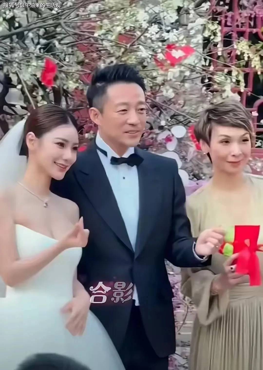 汪小菲在婚礼上哭了！连说两句我愿意，儿女缺席（组图） - 5
