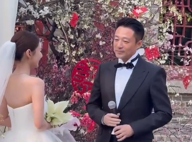 汪小菲二婚，S妈深夜破防，背后隐情一言难尽（组图） - 17