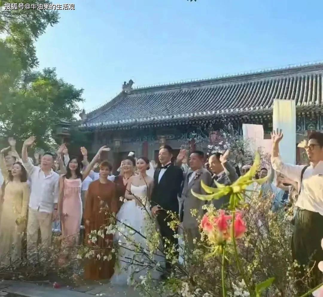 汪小菲在婚礼上哭了！连说两句我愿意，儿女缺席（组图） - 7