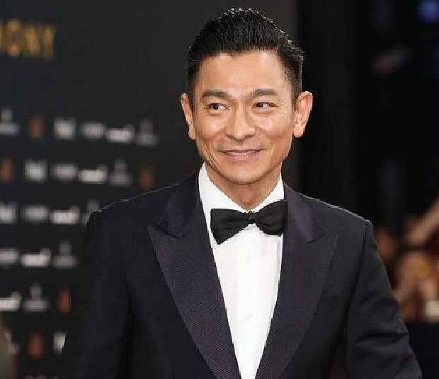刘德华：你为啥脱衣服抱我？ 林志玲不好意思说（组图） - 3