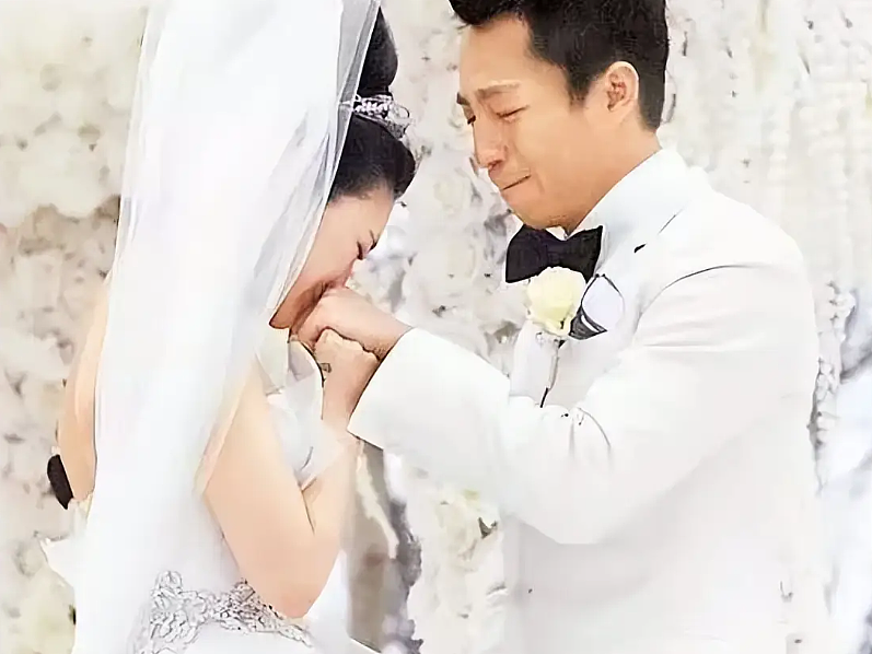 汪小菲二婚，S妈深夜破防，背后隐情一言难尽（组图） - 15
