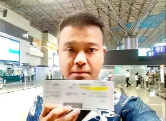关了14天,知名歌手分享被骗到电诈园区经历...(组图) - 1