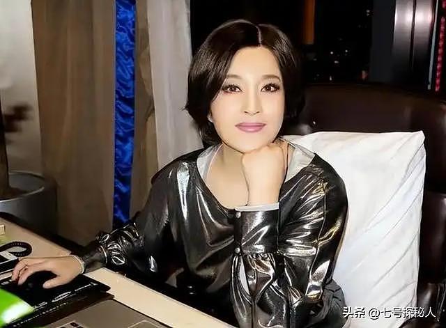 情史泛滥、偷税漏税，这一次74岁的刘晓庆该怎样应对？（组图） - 18