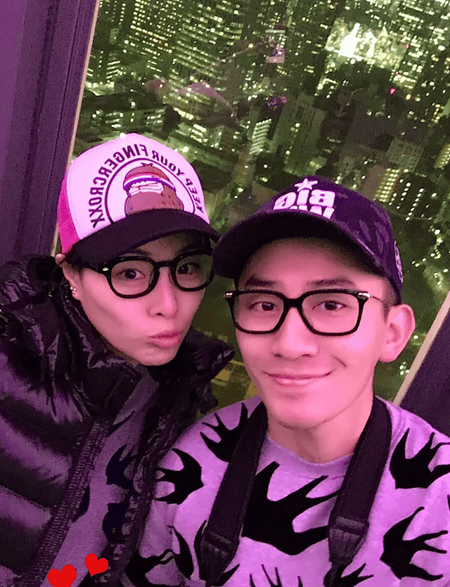 吴敏霞庆结婚8周年，老公不仅帅面相越来越靠谱，儿女双全好幸福（组图） - 4