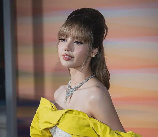 刘亦菲瘦了！和Lisa同框生图曝光，网友直言好像大小姐和女佣（组图） - 10