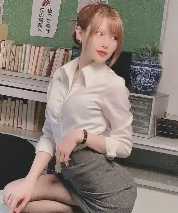 【美女】从学生妹到女王，155cm童颜萝莉脸女神逆袭（组图） - 13