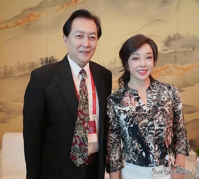 情史泛滥、偷税漏税，这一次74岁的刘晓庆该怎样应对？（组图） - 21
