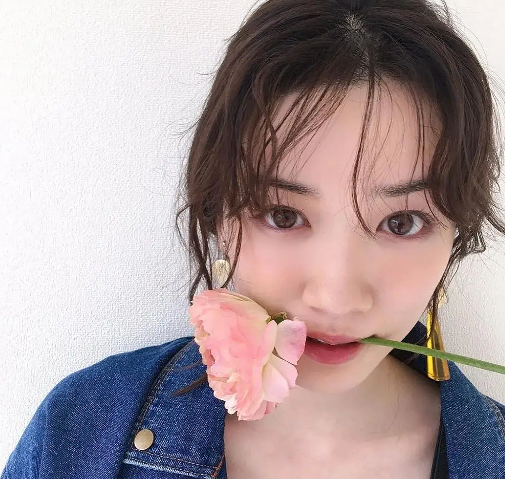 含泪道歉！当红女演员陷不伦恋绯闻，多家代言被撤、濒临失业（组图） - 3