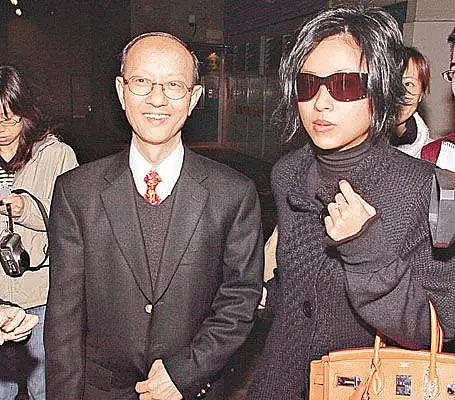 竟然还没离婚!?情敌竟然变好友,她对老公不离不弃活该被偏爱纵容?(组图) - 21